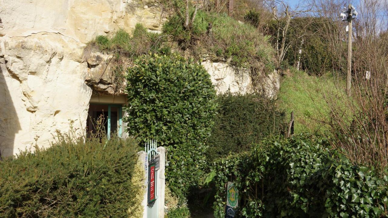 Bed and Breakfast La Cave De L'Eperon Troo Екстер'єр фото