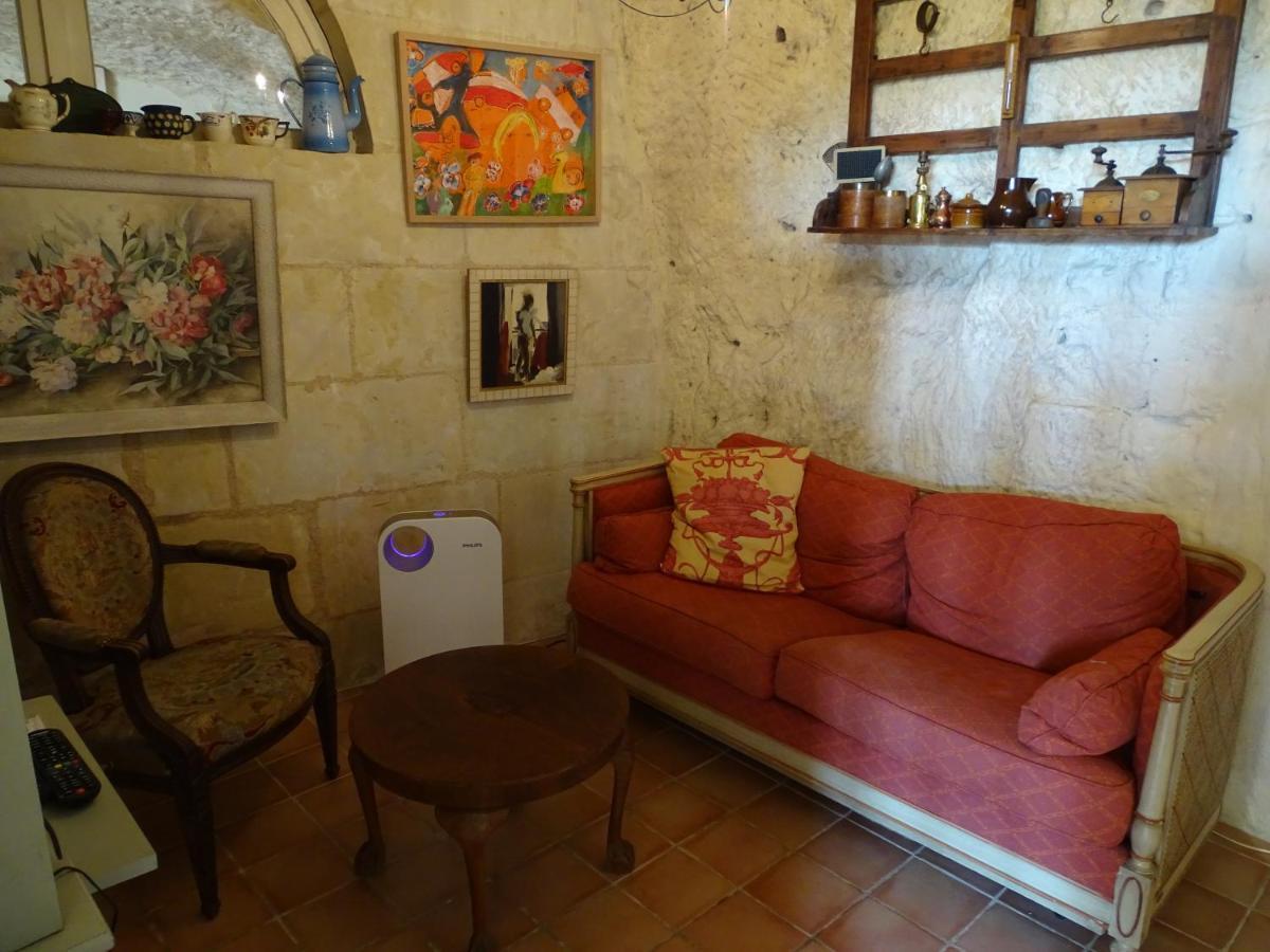 Bed and Breakfast La Cave De L'Eperon Troo Екстер'єр фото